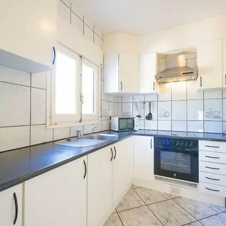 Sleeps 8 Pool Вилла *
