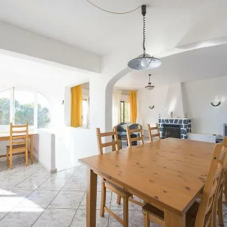 Sleeps 8 Pool *