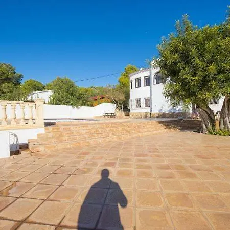 Sleeps 8 Pool